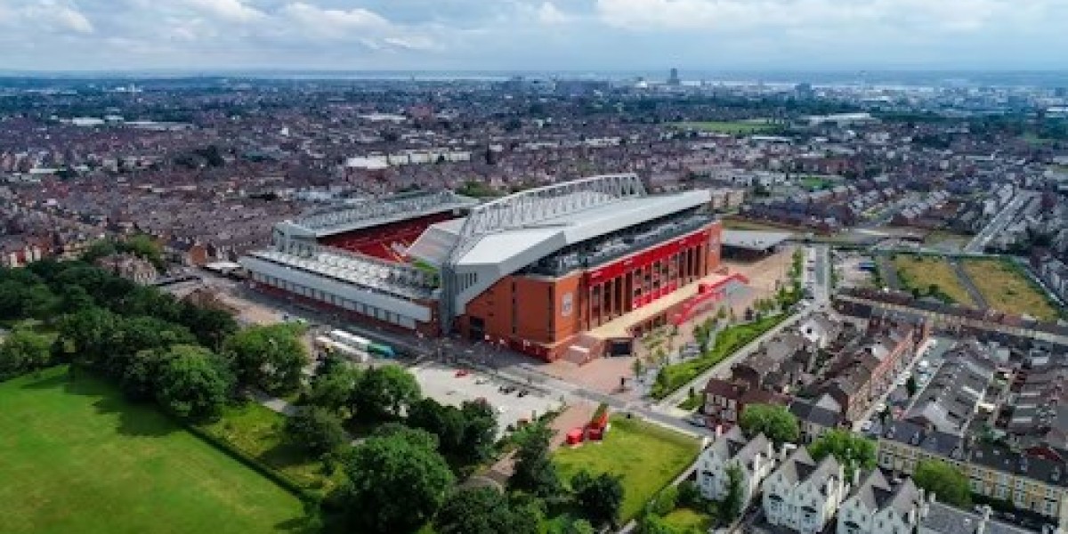 PSG's unexpected cash flow: Millions from Ekitike's transfer to Liverpool!