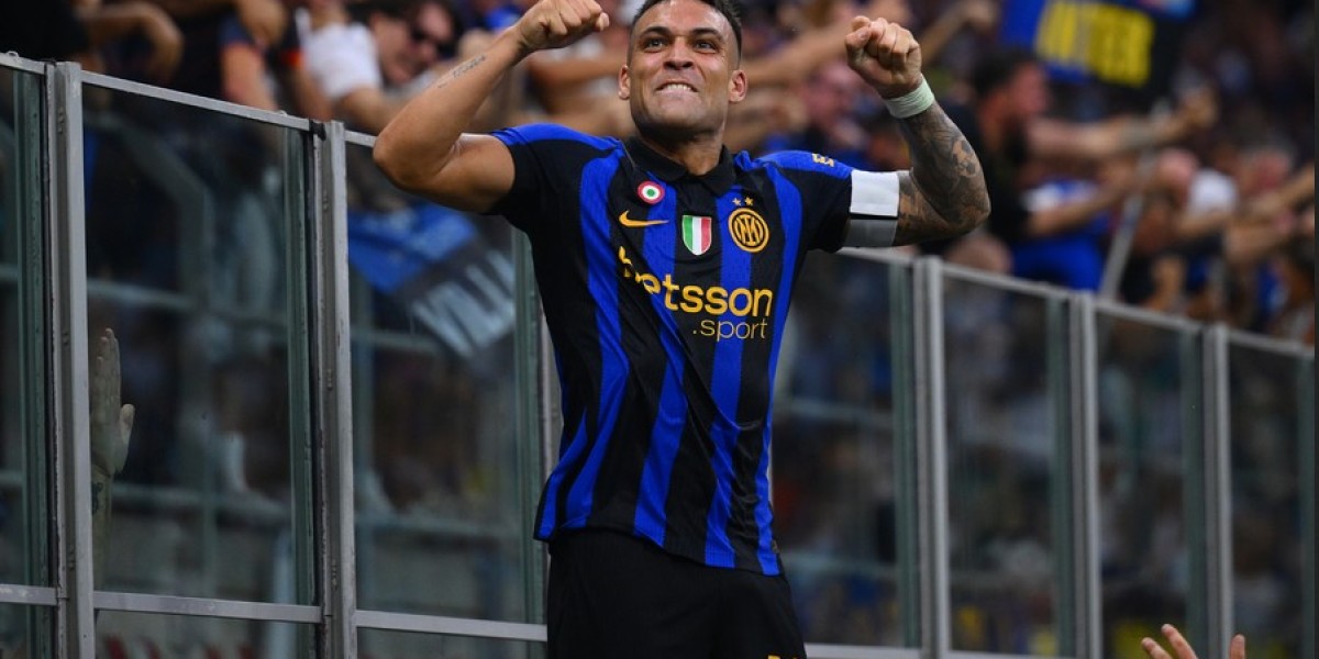Lautaro Martinez avslutter Inters fantastiske 3-2-comeback over Napoli med et mål på overtid.