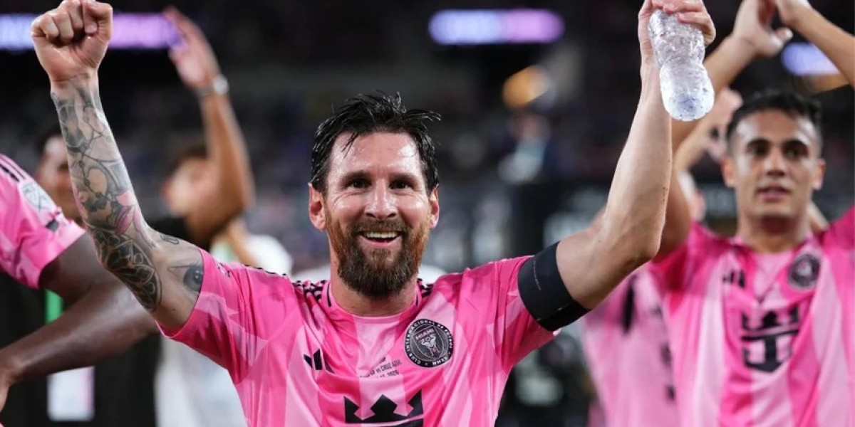 Lionel Messis 100. mål for Inter Miami sikrer seieren i Campeones Cup-finalen mot Cruz Azul.